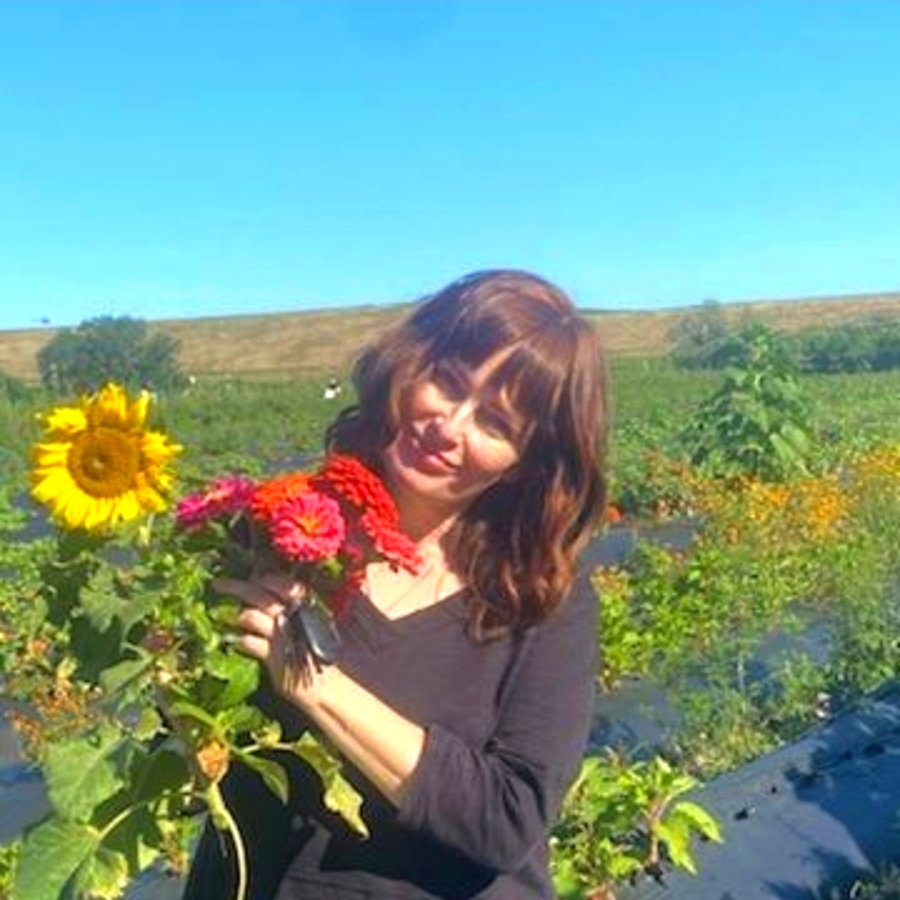 Meet your Posher, Angela